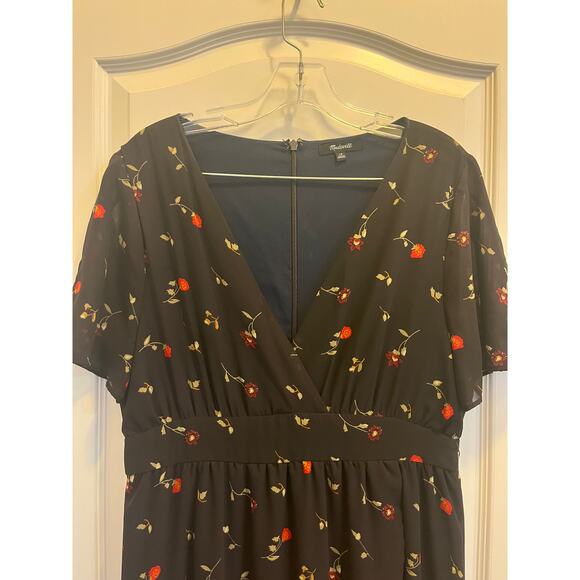 Madewell Tulip-Sleeve Maxi Dress in Sweet Blossoms - Picture 8 of 12